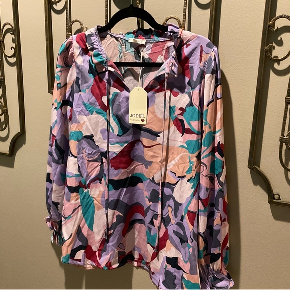 NWT Jodifl Medium Abstract Print Long Sleeve Blouse - Picture 3 of 10